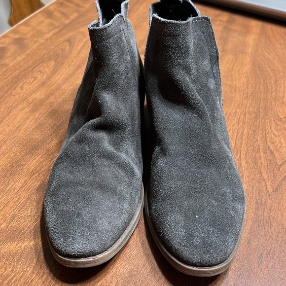 Dolce Vita Gray Suede Ankle Boots - Picture 4 of 8